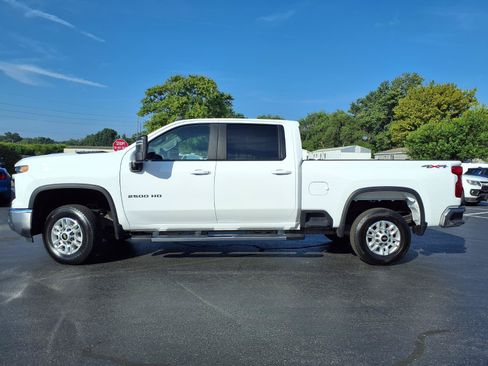 Used 2025 Chevrolet Silverado 2500 LT w/ Convenience Package AWD/4WD image 25