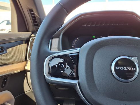 New 2026 Volvo XC90 B6 Ultra w/ Protection Package Premier image 18