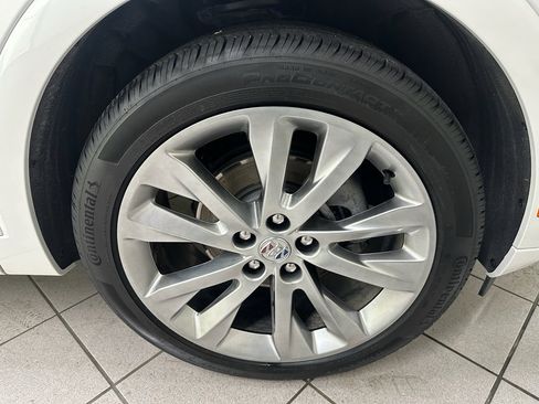 Certified 2023 Buick Envision Avenir image 13