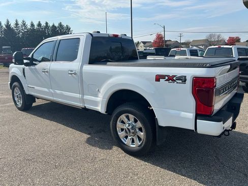 Used 2022 Ford F350 Platinum w/ FX4 Off-Road Package image 5
