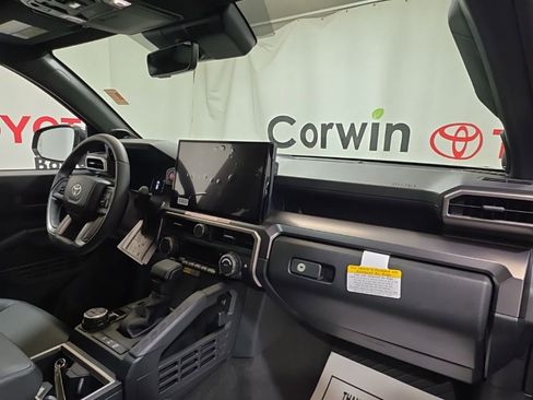 Used 2026 Toyota 4Runner TRD Off-Road Premium image 15