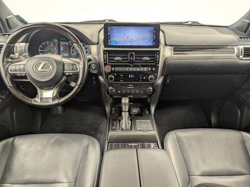 Used 2022 Lexus GX 460 Luxury w/ Accessory Package image 16