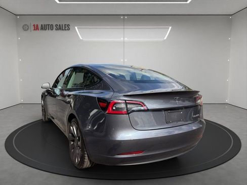 Used 2021 Tesla Model 3 Performance image 3