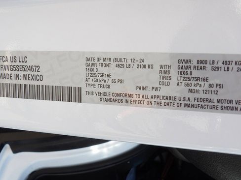 Used 2025 RAM ProMaster 2500 w/ U-Haul Equipment Group FWD image 13