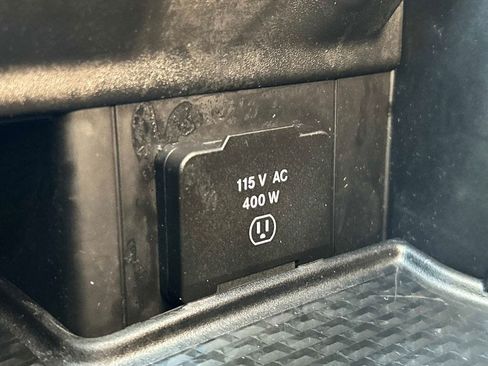 Used 2022 RAM 1500 Limited AWD/4WD image 24