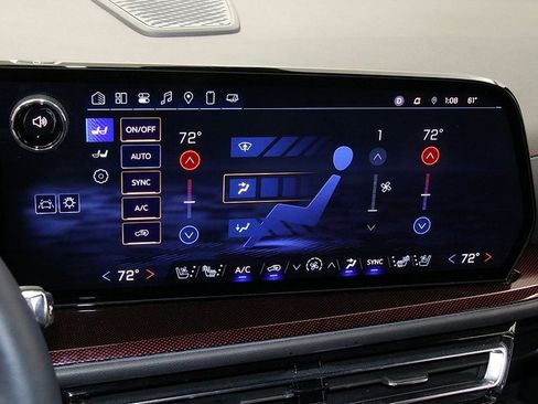 Certified 2024 Chevrolet Traverse RS w/ LPO, Floor Liner Package image 22