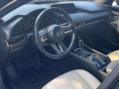 Used 2020 MAZDA MAZDA3 AWD Hatchback w/ Preferred Pkg image 8