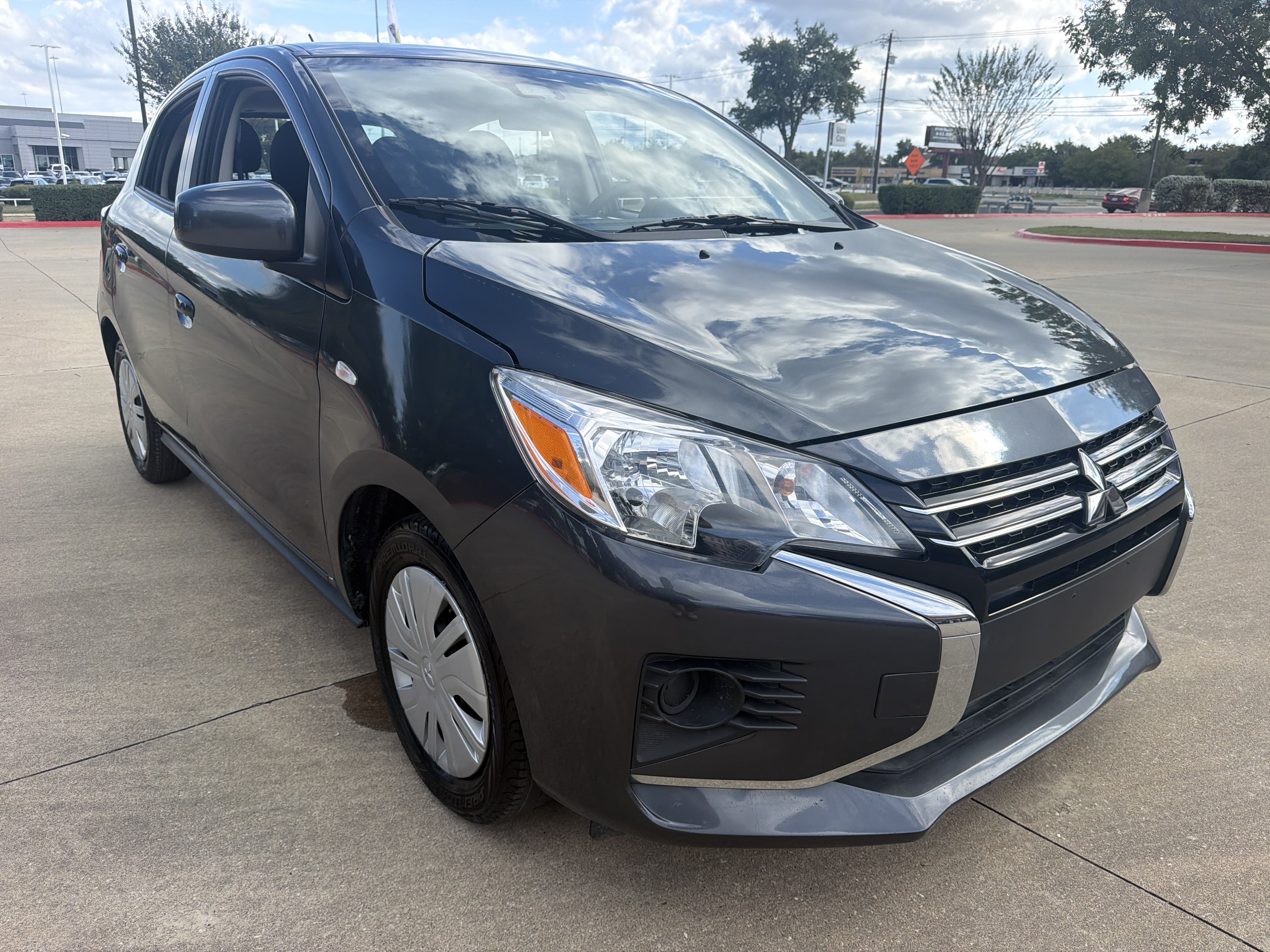 Used 2024 Mitsubishi Mirage ES FWD image 1