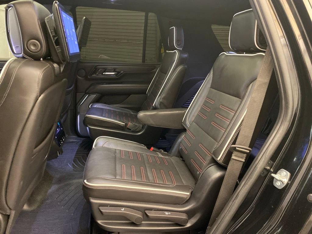 Used 2025 GMC Yukon AT4 Ultimate w/ LPO, Floor Liner Package AWD/4WD image 22