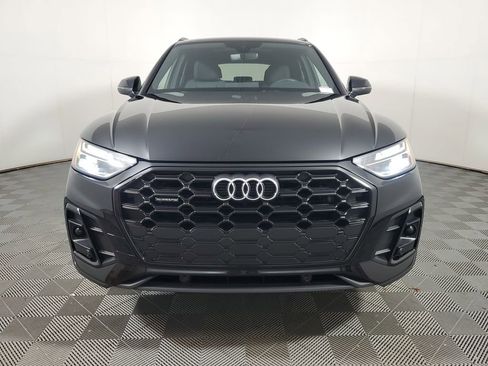 Used 2025 Audi Q5 2.0T Premium w/ Convenience Plus Package AWD/4WD image 2