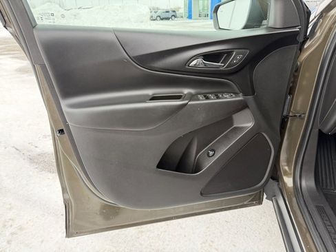 Used 2024 Chevrolet Equinox LT image 18