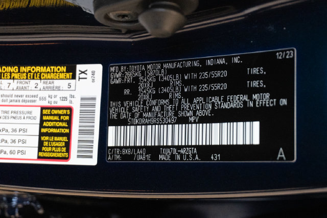Used 2024 Toyota Highlander Platinum FWD image 47