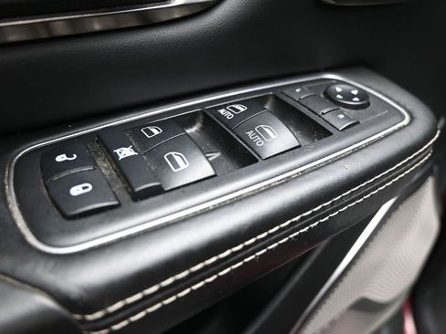 Used 2019 RAM 1500 Limited AWD/4WD image 11