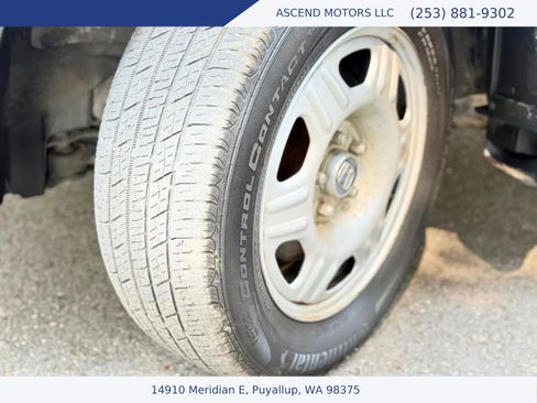 Used 2005 Honda CR-V LX image 14