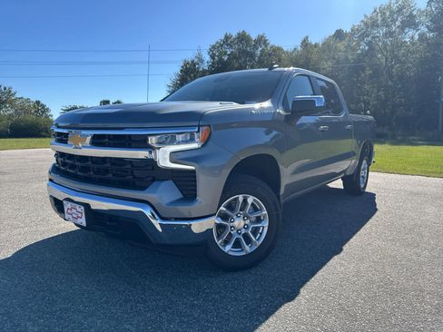New 2026 Chevrolet Silverado 1500 LT image 2