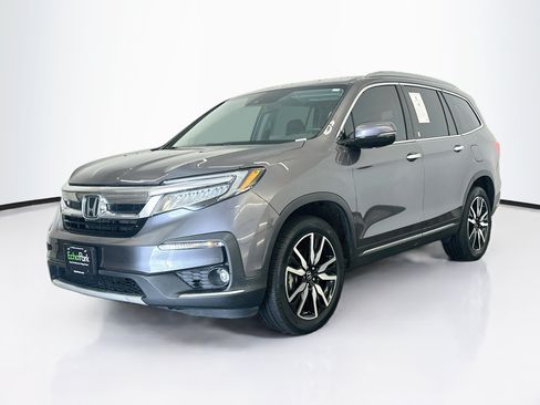 Used 2020 Honda Pilot Touring image 3