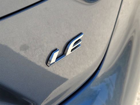 Used 2025 Toyota Corolla LE image 7