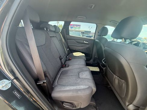 Used 2020 Hyundai Santa Fe SE FWD image 21
