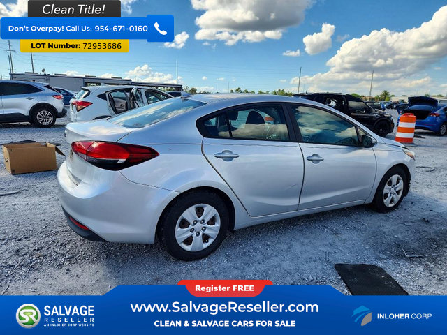Used 2017 Kia Forte LX w/ LX Popular Package FWD image 4