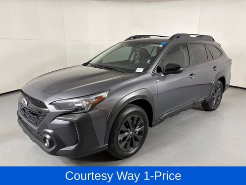 Used 2025 Subaru Outback Onyx Edition AWD/4WD image 5