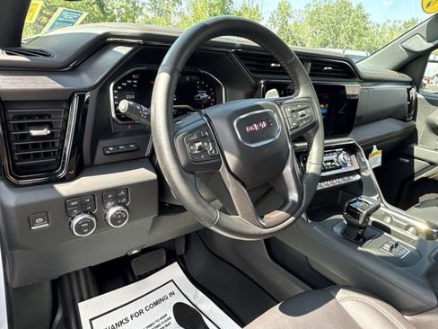 Certified 2024 GMC Sierra 1500 AT4 w/ Technology Package AWD/4WD image 10