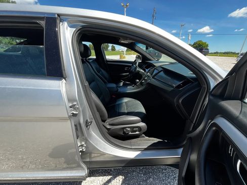 Used 2017 Ford Taurus SEL w/ Equipment Group 201A AWD/4WD image 10
