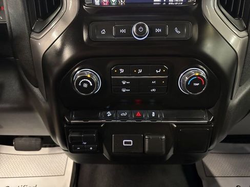 Used 2020 Chevrolet Silverado 1500 Custom Trail Boss w/ Custom Convenience Package AWD/4WD image 16