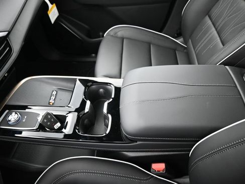 New 2026 Buick Enclave Avenir w/ Super Cruise Package image 19