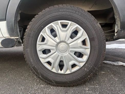 Used 2024 Ford Transit 250 Low Roof w/ Exterior Upgrade Package image 18