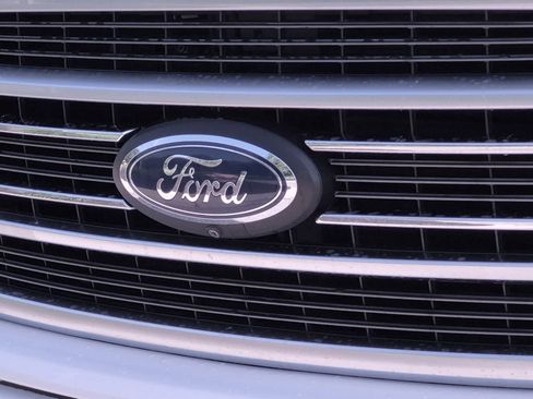 Used 2018 Ford F150 Limited AWD/4WD image 12