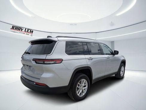 New 2026 Jeep Grand Cherokee L Laredo RWD image 3