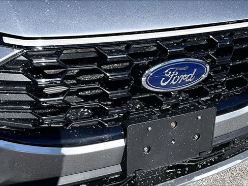 Used 2023 Ford Escape ST-Line Elite w/ Premium Technology Package image 32