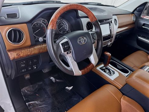 Used 2017 Toyota Tundra Platinum image 20