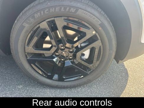 Used 2025 Kia Telluride EX X-Line AWD/4WD image 5