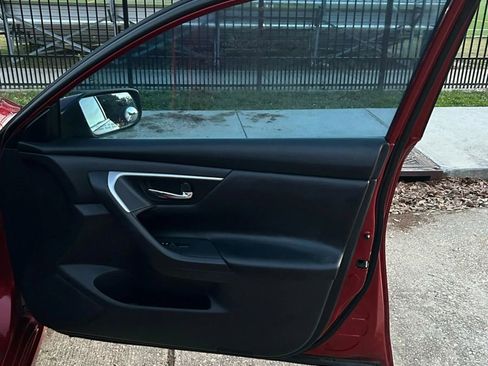 Used 2018 Nissan Altima 2.5 S w/ S Convenience Package image 15