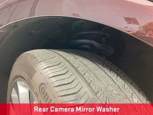 Used 2022 Buick Envision Avenir w/ Technology Package II image 28