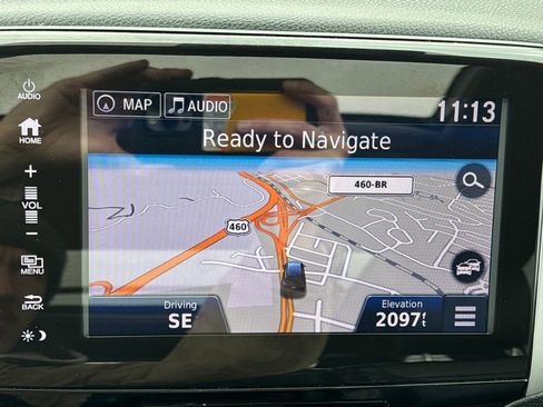 Used 2017 Honda Pilot Elite image 19