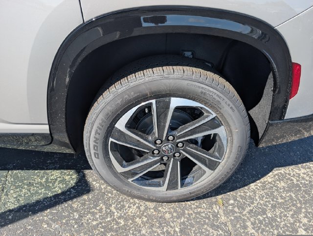 New 2027 Buick Enclave Sport Touring w/ LPO, Floor Liner Package AWD/4WD image 23