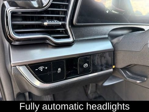 Used 2023 Kia Sportage EX FWD image 11