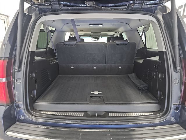 Used 2017 Chevrolet Suburban Premier AWD/4WD image 22