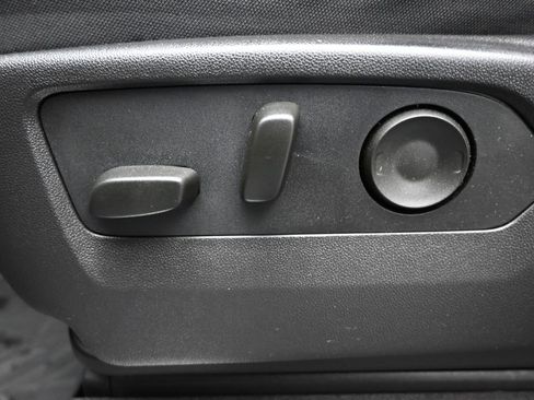 Used 2024 Chevrolet Silverado 1500 LT Trail Boss w/ Protection Package image 10