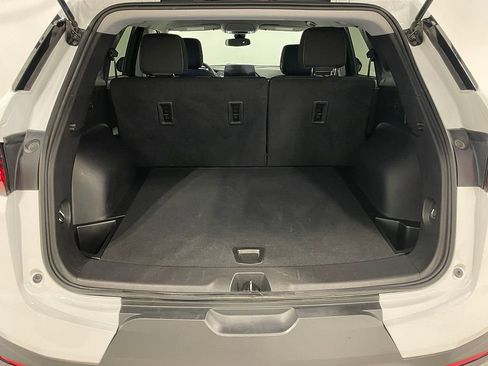 Used 2025 Chevrolet Blazer LT image 5