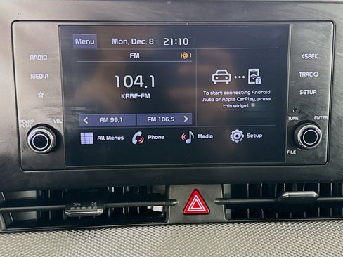 Used 2023 Kia Sportage LX image 17