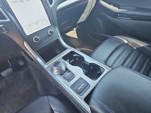 Certified 2024 Ford Edge SEL AWD/4WD image 23