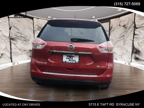 Used 2016 Nissan Rogue SL AWD/4WD image 6