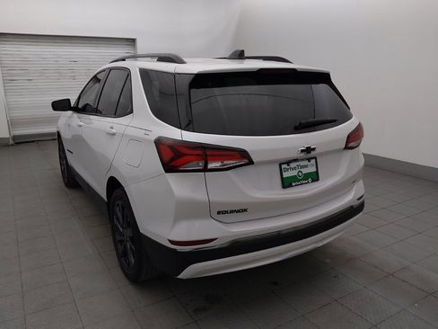 Used 2023 Chevrolet Equinox RS w/ RS Leather Package FWD image 5