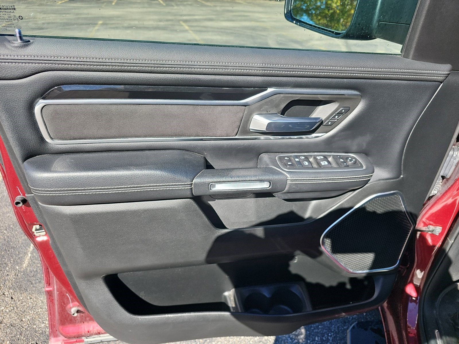Used 2021 RAM 1500 Laramie w/ Sport Appearance Package AWD/4WD image 20