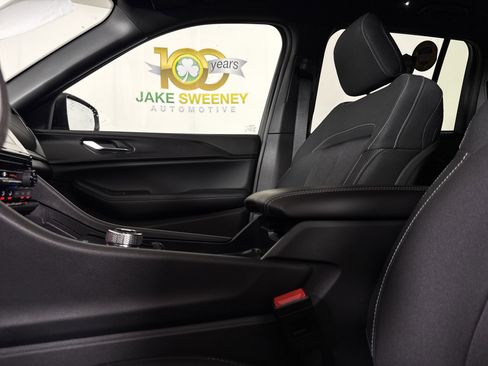 New 2025 Jeep Grand Cherokee Laredo X image 25