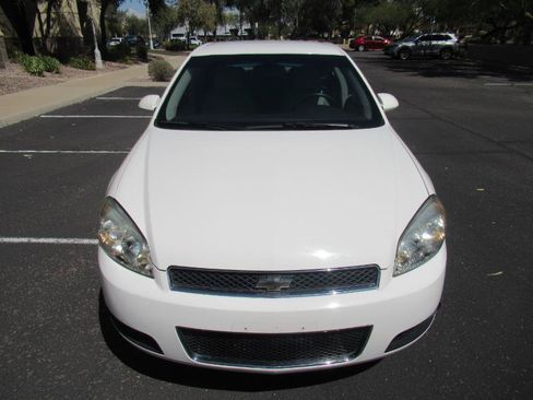 Used 2006 Chevrolet Impala SS w/ Convenience Package FWD image 3