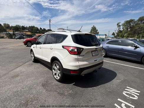 Used 2018 Ford Escape Titanium w/ Ford Safe & Smart Package AWD/4WD image 5
